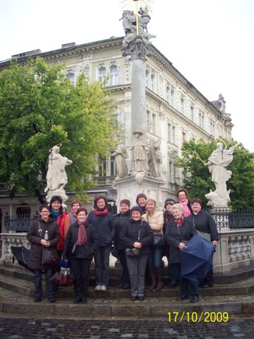 vlnr:Kvesic Helene, Kpplmayr Inge, Tiesler Maria, Mandl Traudi, Popp Ulli, Knig Trude, Stammler Maria, Radinger Greti, Kneidinger Loni, Gruber Ulli, Leblhuber Mimi, Roithmayr Maria und Seidl Liesi